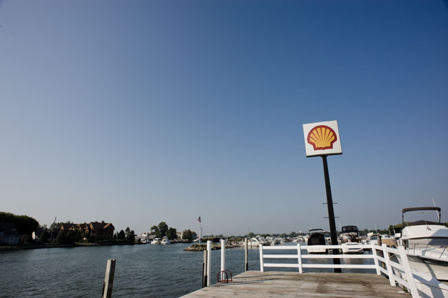 fuel-dock-lake-erie-islands-003
